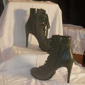 Steve Madden Hiking Boots